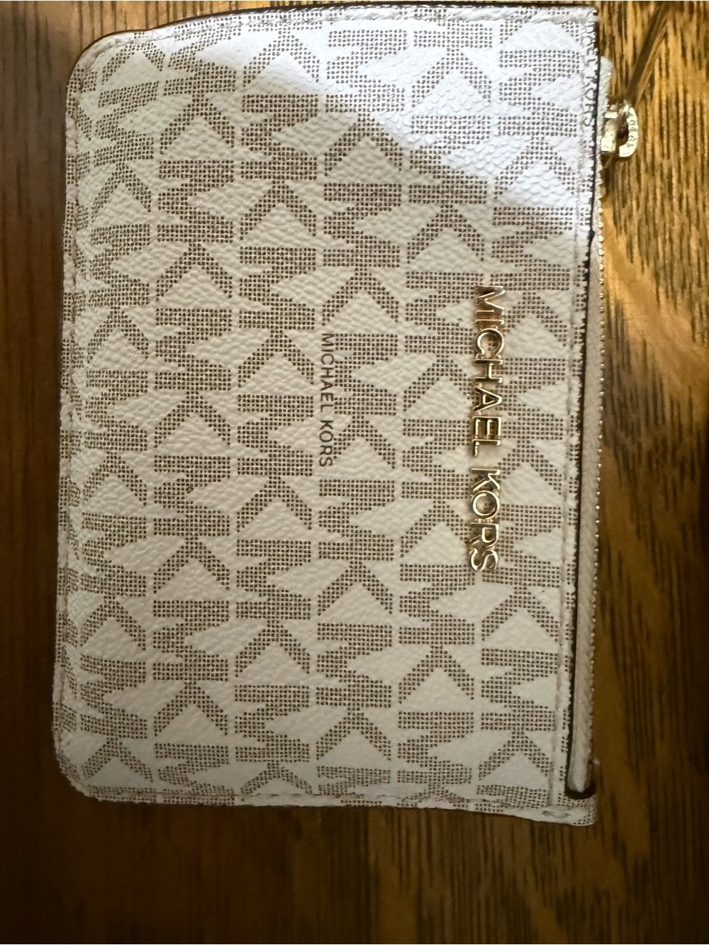 Michael Kors Cream and Tan MK Signature Bag Bundle - Picture 4 of 7